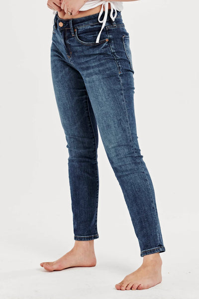 Blaire High Rise Ankle Slim Straight Jeans South Bay Side Close-up.