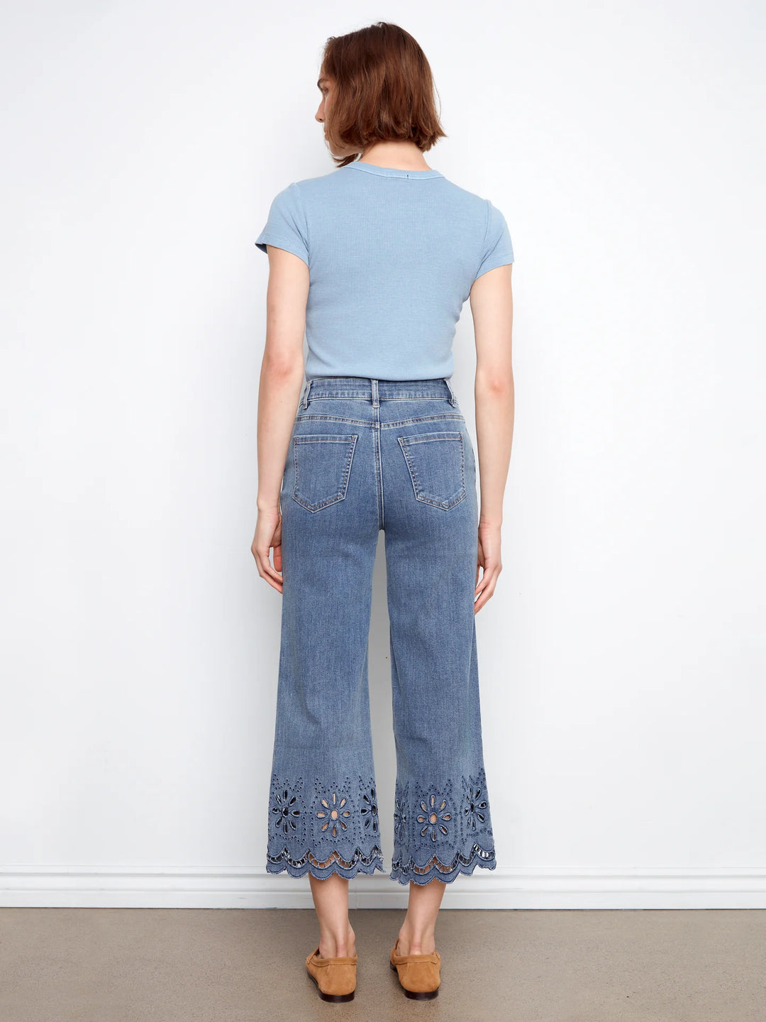 Charlie B Eyelet Hem Wide Leg Stretch Denim Jeans 4