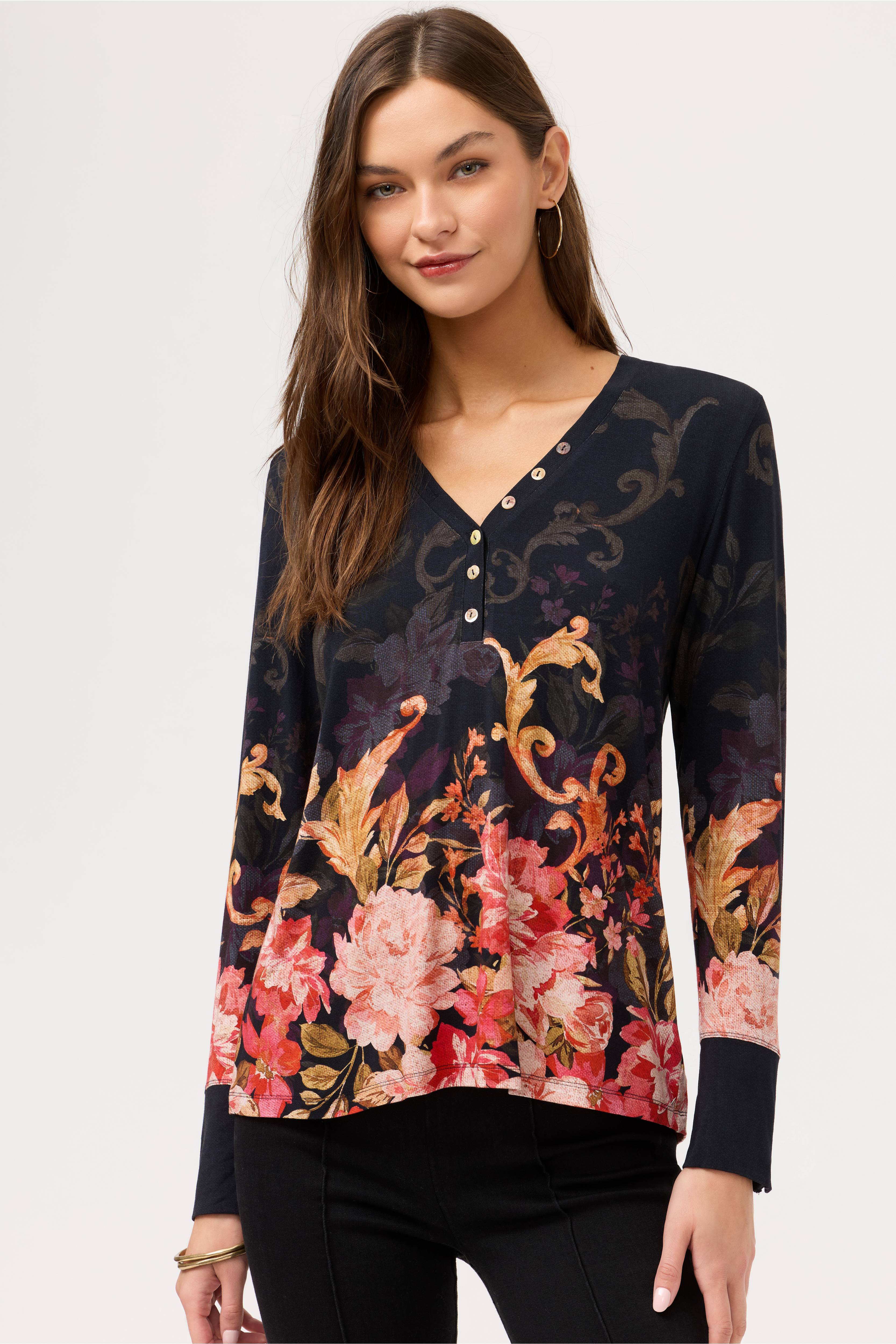 トップス LLICA Sideflameskull90's Tops – Village Vogue