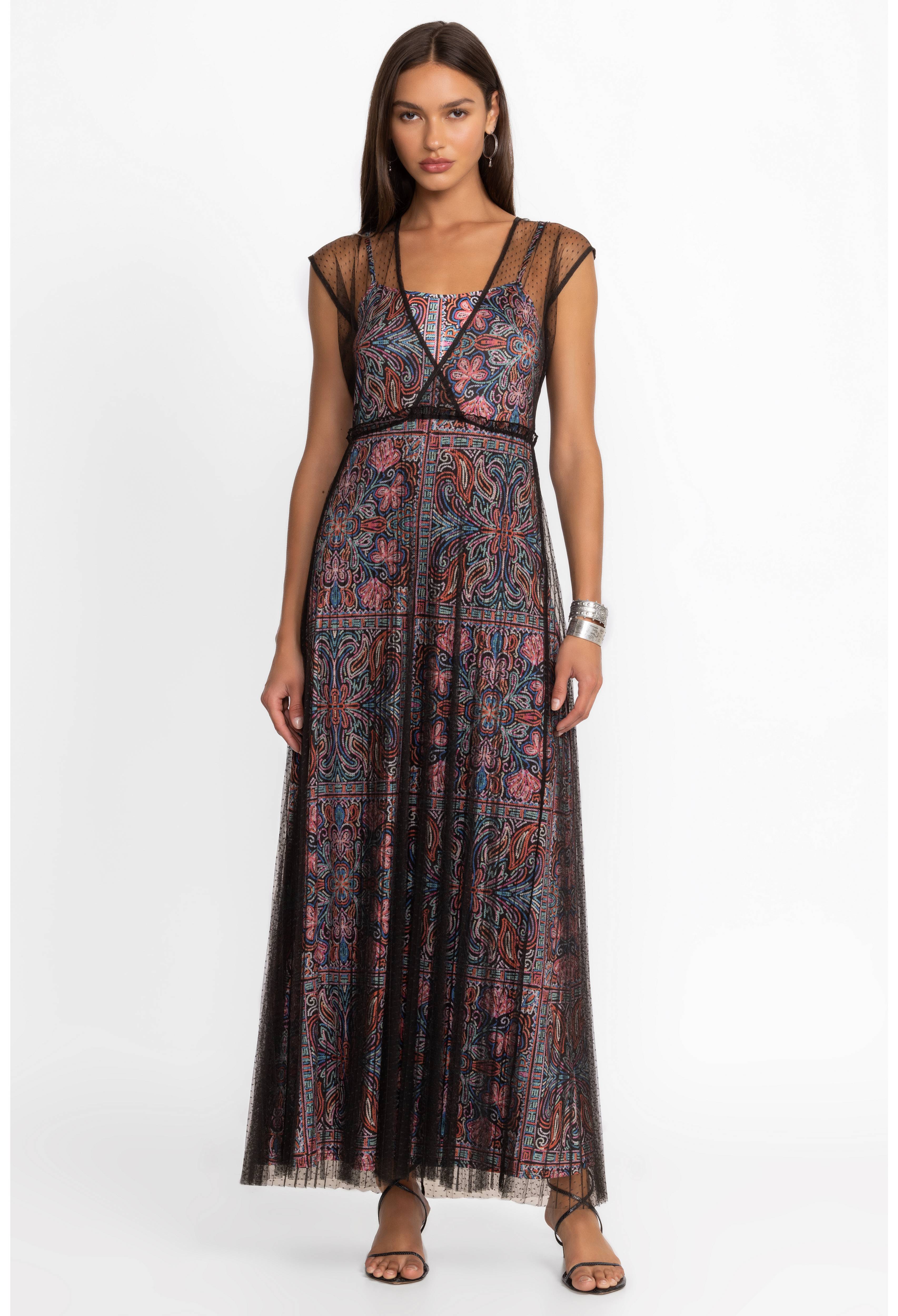 Justina Pleated Maxi Dress – Village Vogue