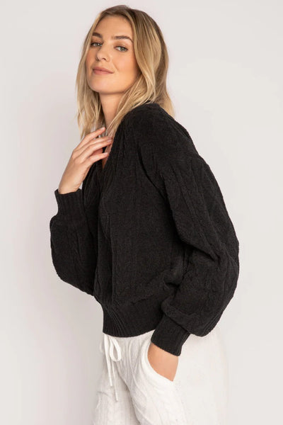 Long Sleeve Cable Lounge Top Side.