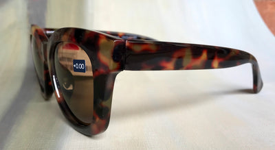 Peepers Center Stage Sunglasses