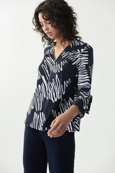 Zip-up Printed Top Style 221190